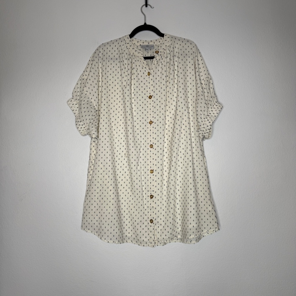 Never A Wallflower Cream Blue Swiss Dot Puff Sleeve Button Front Tunic Size XS